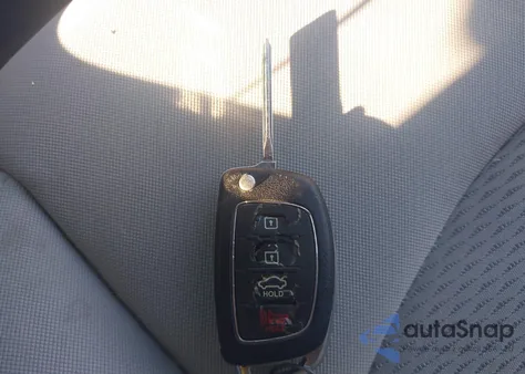 2015 Hyundai Sonata Se z USA, uszkodzony, nr VIN 5NPE24AF6FH210821